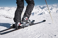 Managing Ankle Pain From Skiing